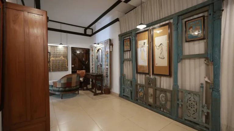 Read more about the article Design That Tells a Story: The Power of Curated Interiors