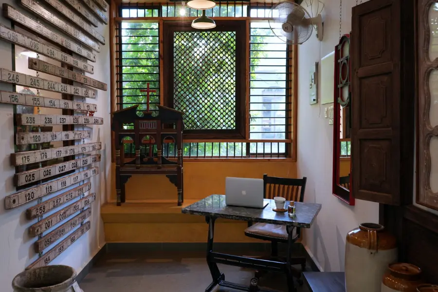 elements of interior design displayed at circa warehouse.