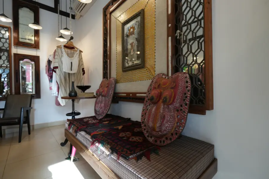 decorative antiques and artpeices.