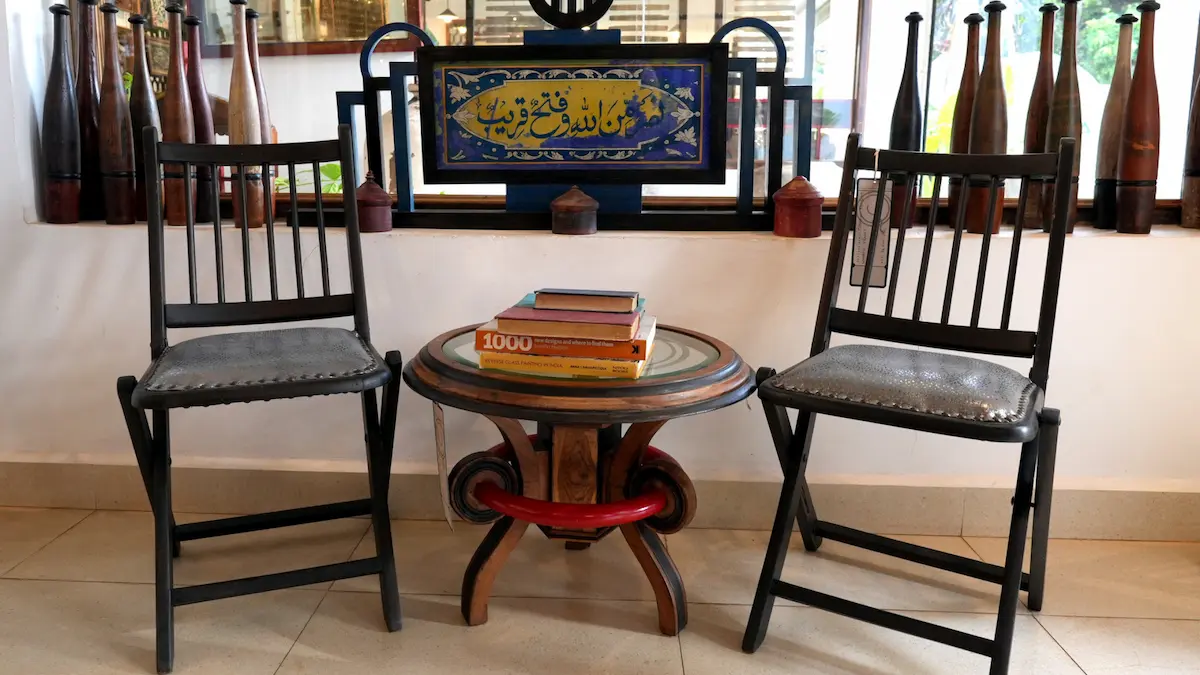 Read more about the article Creating Reading Nooks in Small Luxury Spaces